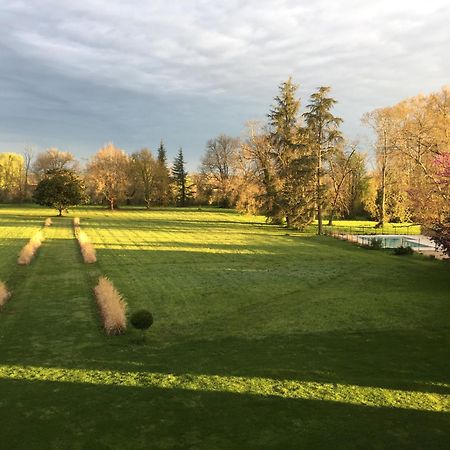Gite Manzana Au Chateau Lavalade Кастельсарразен Екстер'єр фото
